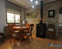 Resale - Villa - 0 - Aguas Nuevas