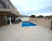 Resale - Detached Villa - Villamartin - PAU 26