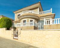 Resale - Villa - Torrevieja - Los Altos