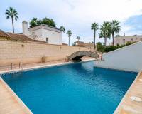 Till Salu - Detached Villa - Villamartin