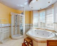 Resale - Villa - Orihuela Costa - La Zenia