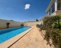 Resale - Detached Villa - Villamartin - Rioja