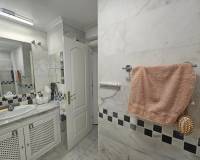 Resale - Apartment - Villamartin - PAU 8