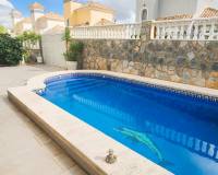 Resale - Detached Villa - Villamartin - Bosque De Las Lomas