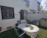 Resale - Town house - Villamartin - Rioja