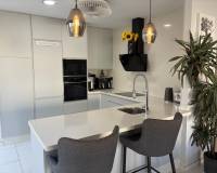 Resale - Villa - Orihuela Costa - Villamartin