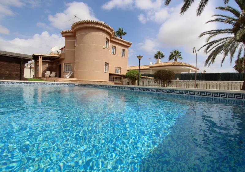 Villa - Resale - Orihuela Costa - Playa Flamenca, Costa Blanca South
