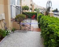 Resale - Bungalow ground floor corner - Torrevieja - Aguas Nuevas