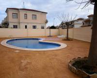 Resale - High floor bungalow - Torrevieja - Aguas Nuevas