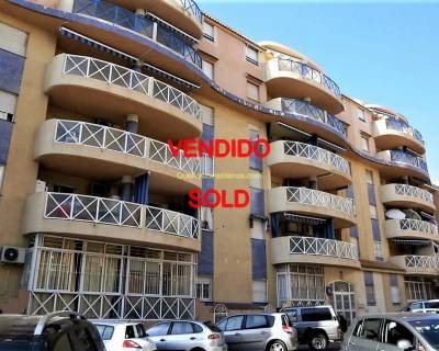 Apartment - Resale - Torrevieja - QTY-085