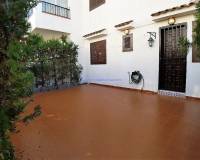 Resale - Bungalow ground floor - Torrevieja - Aguas Nuevas
