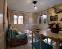 Resale - Bungalow ground floor - Torrevieja - Aguas Nuevas