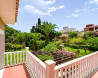 Segunda Mano - Villa de Lujo - Villamartin